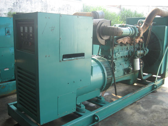 吊罗山乡租赁发电机- 发电机碳刷磨损的原因是什么