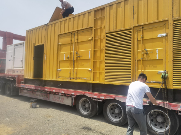 吊罗山乡除了负载情况和发动机维护，还有哪些因素会影响 200kw 柴油发电机的油耗？
