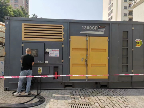 吊罗山乡如何根据实际需求选择合适电压和功率的柴油发电机组？