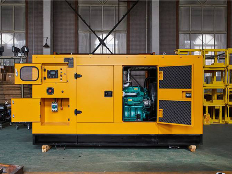 吊罗山乡柴油发电机组预热完成后，启动时需要注意什么？