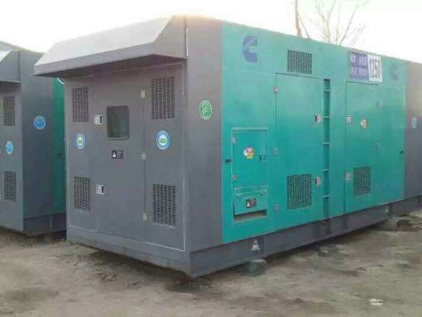 吊罗山乡合同中关于工期延误的责任如何界定和处理？